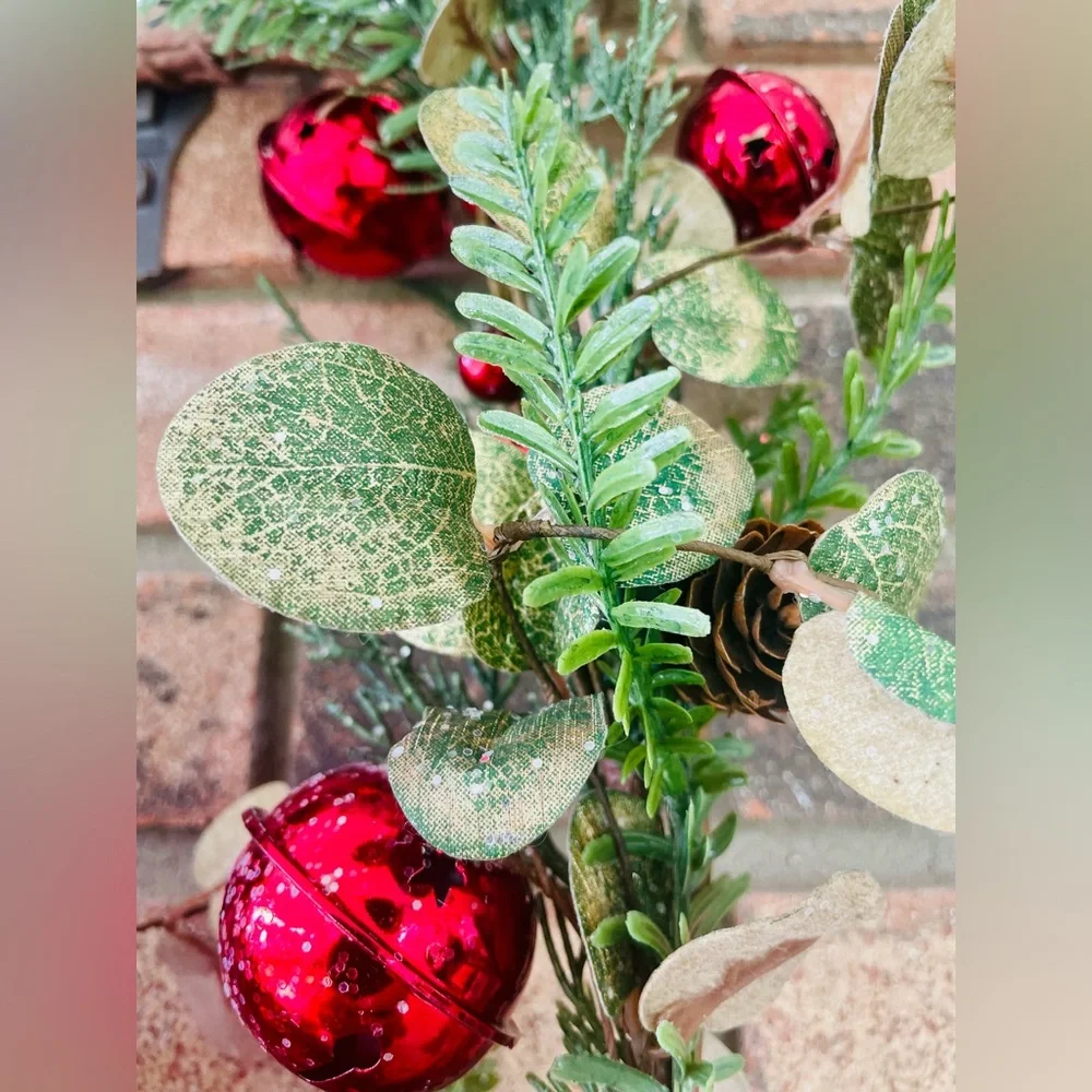 Resounding Cheer Christmas Jingle Bell Garland